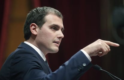 El nombre de Albert Rivera, líder de Ciudadanos, genera 22 millones de resultados en Google: uno de cada cien incluye la palabra "guapo"