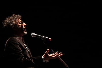 Fito Páez canta durante una presentación en Guadalajara, en 2015.