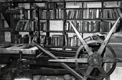 Atelier Mourlot. París, 1945. Fotografia. Cortesia de la Galeria Mourlot, Nueva York.