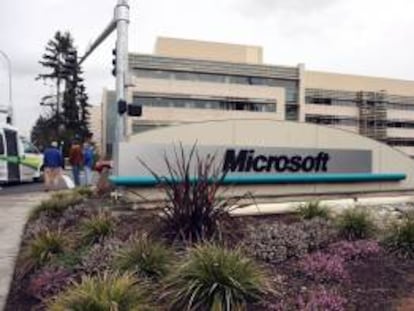 Microsoft ingresó entre el 1 de julio y el 30 de septiembre 18.529 millones de dólares, un 15,7 % más que en igual periodo de 2012. EFE/Archivo