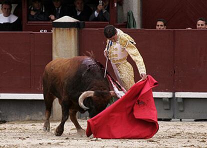 Serafín Marín, durante su actuación de ayer en Las Ventas.