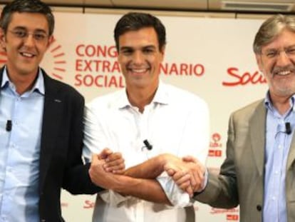De izquierda a derecha, Eduardo Madina, Pedro Sanchez y Jose Antonio Perez Tapias. 