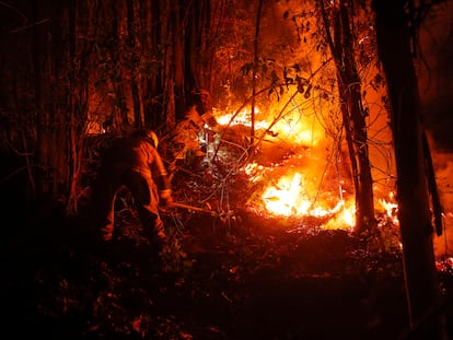 El fuego arde a sus anchas en la España vaciada