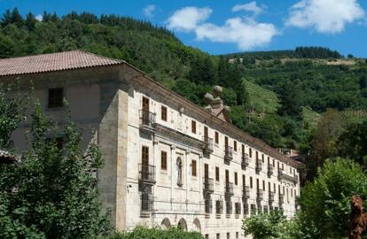 Exterior del Monasterio de Corias, en Cangas del Narcea, que actualmente es un Parador Nacional.