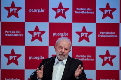 Lula da Silva, durante una conferencia de prensa, este viernes en Brasilia.