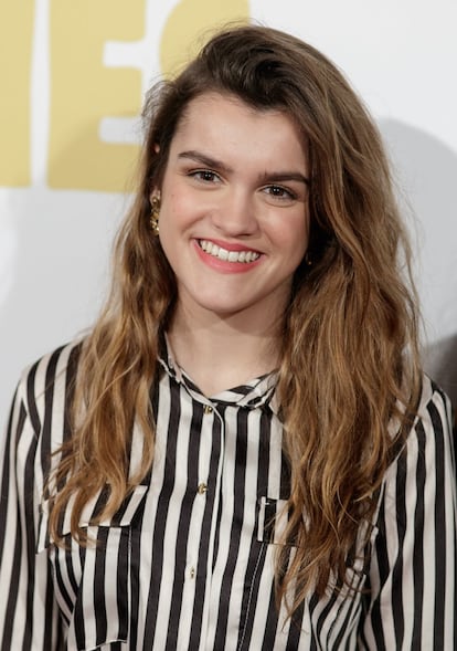 <p>Si Amaia conquistó a la audiencia en la edición de 'Operación triunfo' 2017 y se convirtió en la ganadora fue, además de por su voz cálida y personalísima, por su carisma y sinceridad a la hora de hablar de los asuntos humanos con naturalidad. Entre estos asuntos, su tracto digestivo. "No me he lavado los dientes ni he cagado", dijo en el directo 'online' de 'Operación Triunfo' antes de la última gala. El momento corrió como la pólvora por Twitter. Pocas horas después, todavía sin haber ido a hacer aguas mayores, se convertía en la ganadora. <a href="https://twitter.com/SrAmargadoGH/status/960615059725737985?ref_src=twsrc%5Etfw%7Ctwcamp%5Etweetembed%7Ctwterm%5E960615059725737985&ref_url=https%3A%2F%2Fwww.huffingtonpost.es%2F2018%2F02%2F05%2Fasi-ha-sido-el-final-del-canal-24-horas-de-operacion-triunfo_a_23353556%2F" target="_blank">Puedes ver el momento aquí</a>. </p>