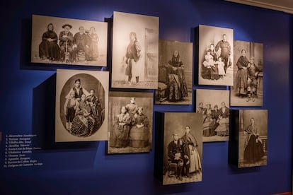 Fotografías de finales del siglo XIX y principios del XX de zonas de la España vaciada. Imagen cedida por la exposición 'Ibérica Pura: Indumentaria en las serranías silentes'.