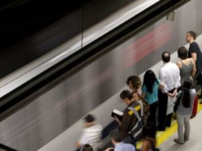 And&eacute;n de una estaci&oacute;n de Metro de Madrid. 