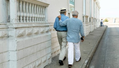 Dos de los grandes protagonistas del Hay Festival en Cartagena, durante un paseo.