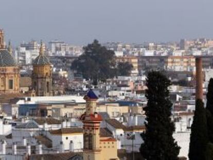 Vista del paisaje urbano de Sevilla desde Metrosol Parasol, en la Plaza de la Encarnaci&oacute;n.