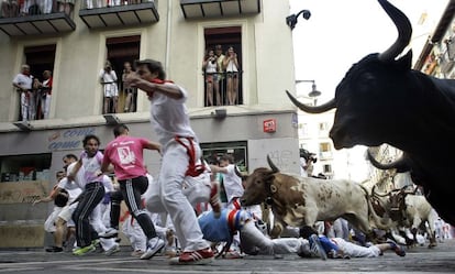 Los encierros de San Ferm&iacute;n, en Pamplona, son los m&aacute;s reconocidos internacionalmente, pero cada vez toman m&aacute;s importancia los de la &ldquo;Pamplona chica&rdquo;, en San Sebasti&aacute;n de los Reyes (Madrid), o los de Cu&eacute;llar, en Segovia.