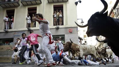 Los encierros de San Ferm&iacute;n, en Pamplona, son los m&aacute;s reconocidos internacionalmente, pero cada vez toman m&aacute;s importancia los de la &ldquo;Pamplona chica&rdquo;, en San Sebasti&aacute;n de los Reyes (Madrid), o los de Cu&eacute;llar, en Segovia.