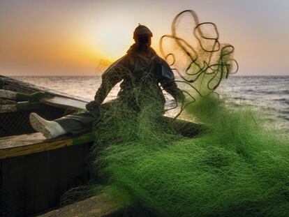 24 horas faenando con siete marineros en la costa de Senegal