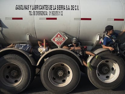 Miembros de la Caravana de Migrantes, camino de la frontera con EEUU.