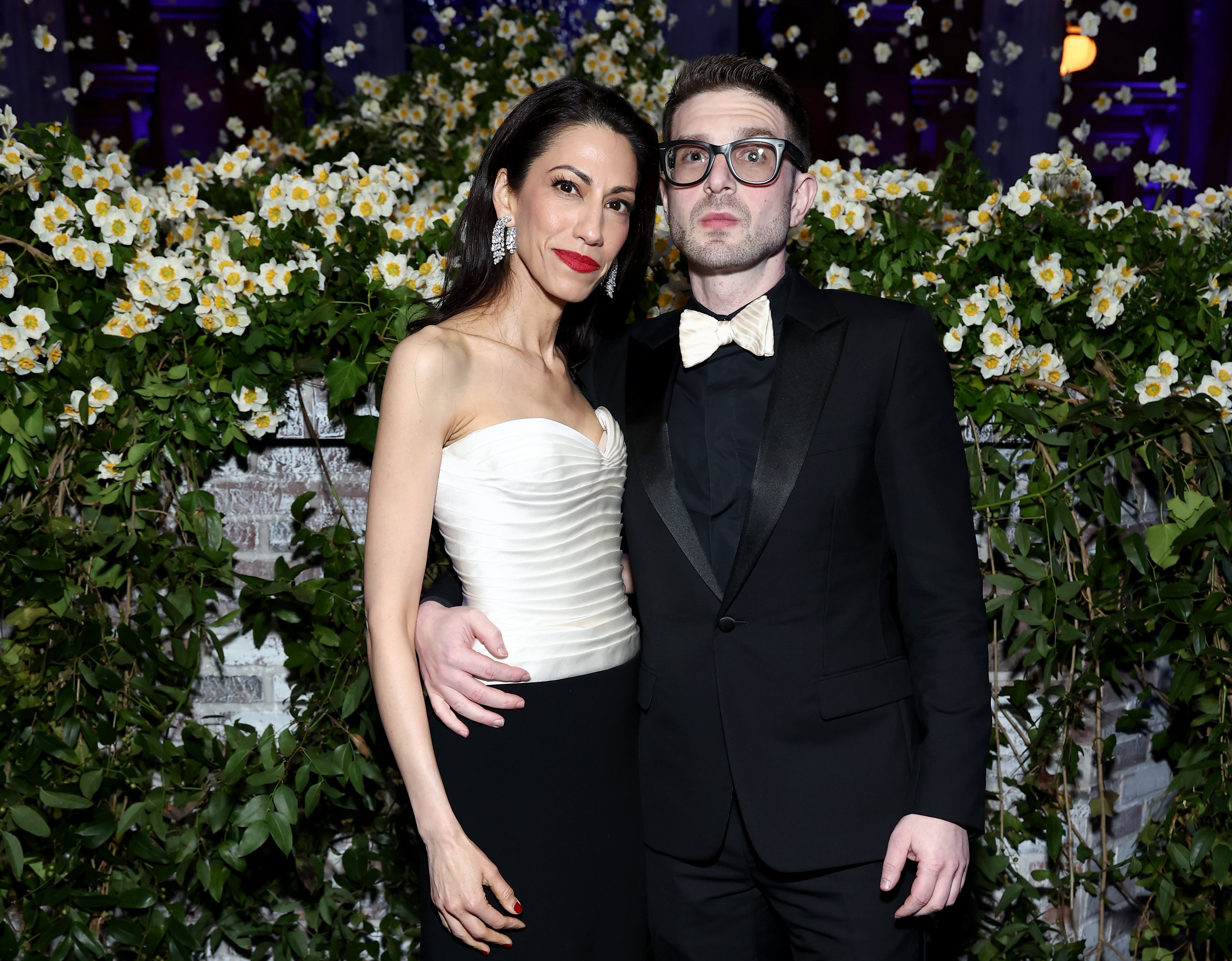 La ‘realeza’ estadounidense se va de boda: Huma Abedin y Alex Soros se casan con miles de millones, los Clinton y ‘Vogue’ como testigos