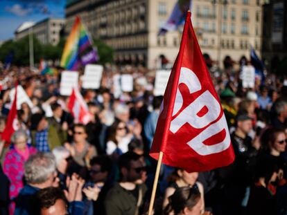 Manifestación de repulsa por la agresión al candidato del SPD al Parlamento Europeo Matthias Ecke, el 5 de mayo en Berlín.
