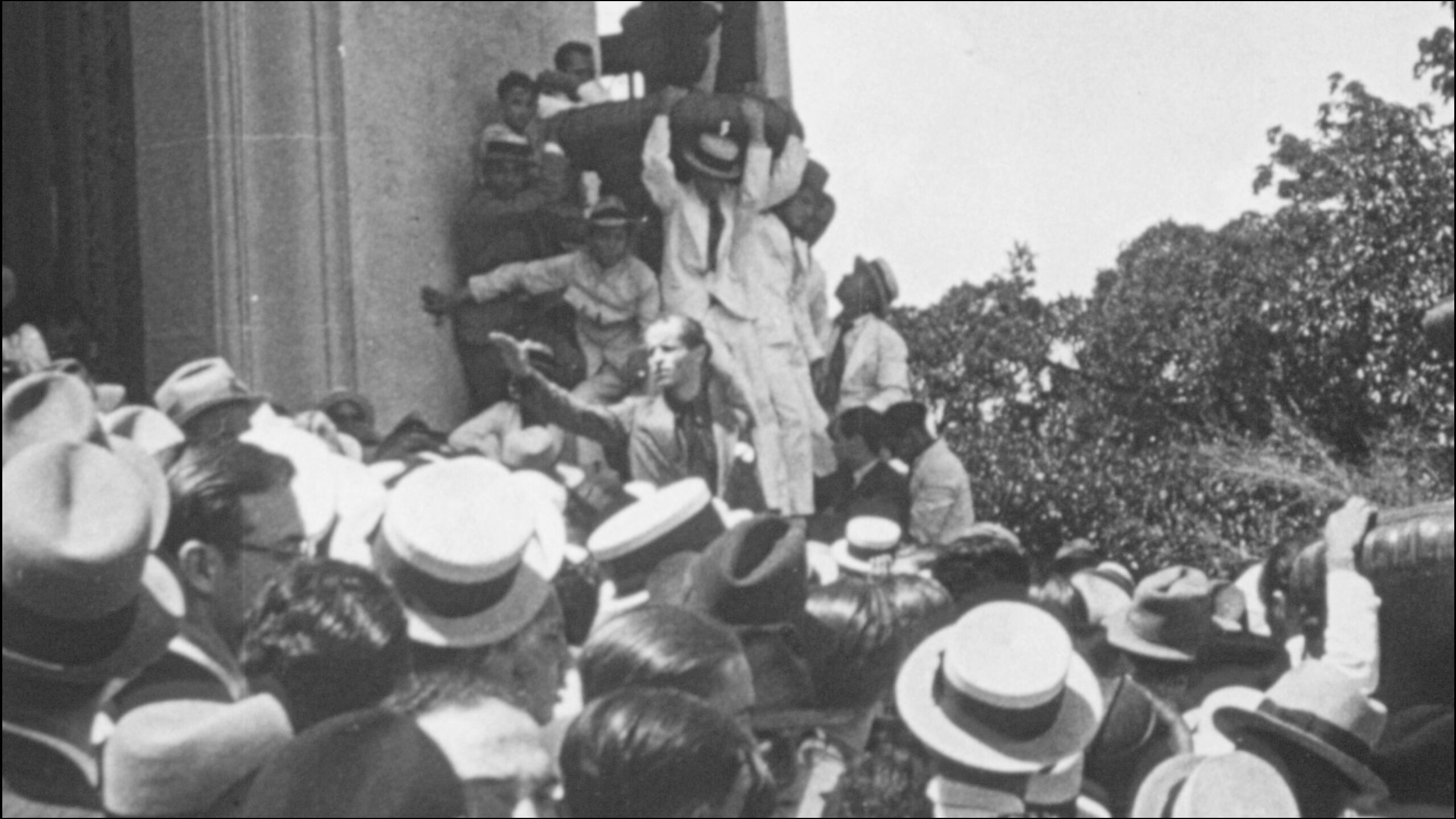 Fotograma del documental del cineasta Carlos Oteyza.