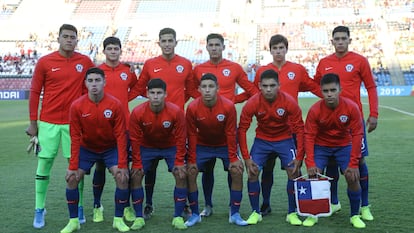 La selección chilena sub-17, antes de un partido contra Corea del Sur, en Vitoria (Brasil), el 2 de noviembre de 2019.