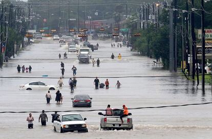 Aspecto de Telephone Road, em Houston, no domingo. A cidade é a quinta maior do EUA.