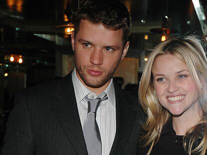 Ryan Phillippe y Reese Witherspoon en el estreno de 'Banderas de nuestros padres'. Fue lo más cerca que el actor estuvo de alcanzar el prestigio que tenía su por entonces esposa.