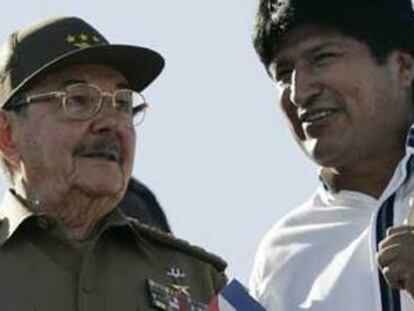 Raúl Castro, dispuesto a "resolver en la mesa de negociaciones" las diferencias con EE UU