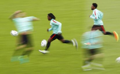 Renato Sanches se ejercita durante un entrenamiento con Portugal.