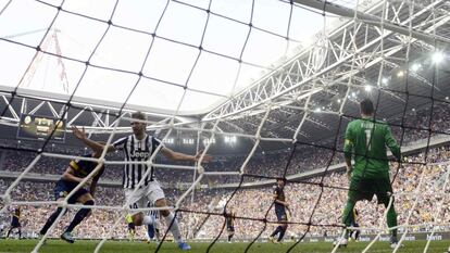 Fernando Llorente celebra su gol ante el Hellas Verona.