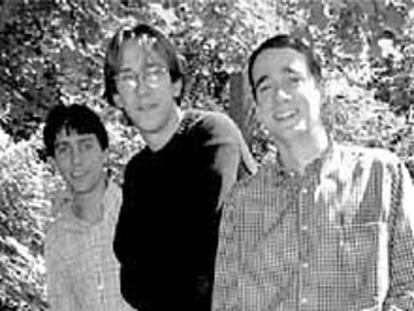De izquierda a derecha, Estebaranz, Ayala y Busto.