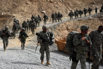 Tropas estadounidenses llegan a una base militar situada en el valle de Arghandab, en la provincia de Kandahar.