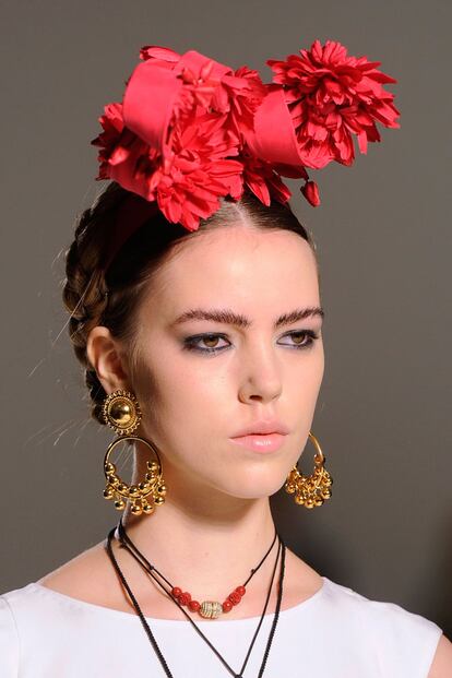 Look Frida Kahlo en Moschino.