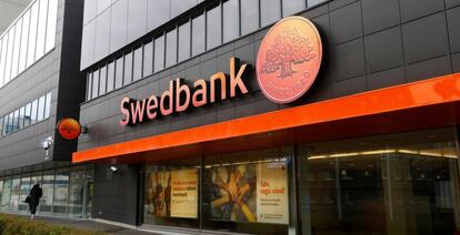 Edificio de Swedbank en Tallín (Estonia).