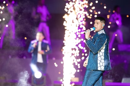 Grupo Firme durante un concierto en Ciudad de México, en marzo de 2022.