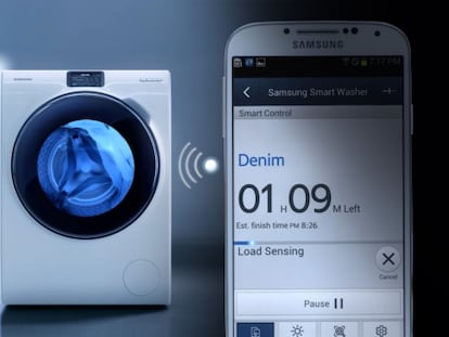Samsung Crystal Blue, la lavadora inteligente con wifi, pantalla táctil y un Galaxy S4 de regalo