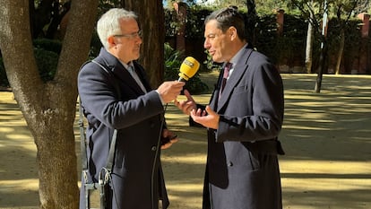 El presidente de la Junta de Andalucía, Juan Manuel Moreno, durante la entrevista para la Cadena Ser Andalucía.