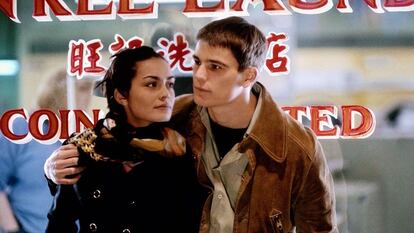 En '40 días y 40 noches' el personaje de Josh Harnett (en la imagen junto a Shannyn Sossamon) decidía guardar 40 días de castidad.