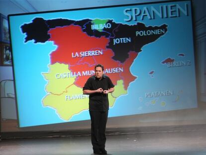 Un instante del espectáculo 'Yes we Spain...is different', de Carlos Latre, que confirma una segunda función en Bilbao