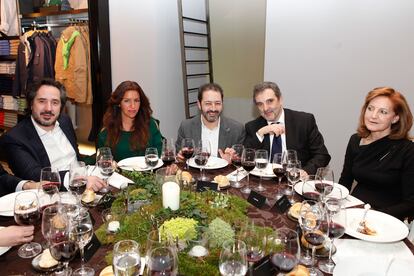 Una de las mesas en la cena que se celebr en Cortefiel-Pedro del Hierro.