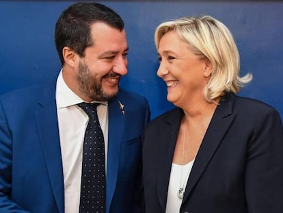 Matteo Salvini con Marine Le Pen