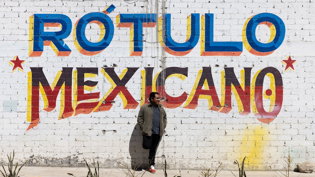 The new life of hand-painted signs in Mexico