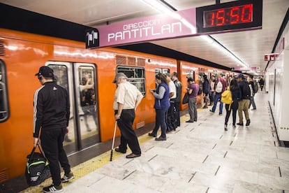 Un tren del subterráneo de Ciudad de México.