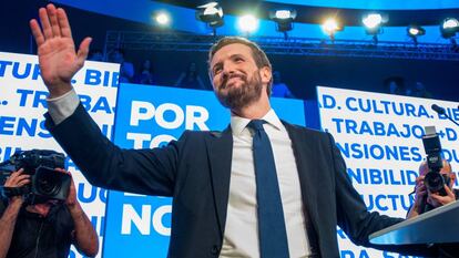 El líder del PP, Pablo Casado, durante un acto de campaña este fin de semana en Sevilla.