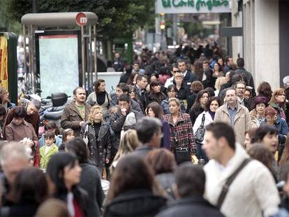 La calle Colón de Valencia dejaría de abrir en festivo según el plan inicial del Ayuntamiento.