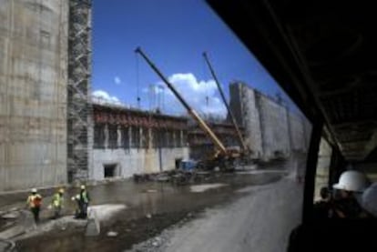 Vista de los trabajos de ampliaci&oacute;n del Canal de Panam&aacute; en el sector pac&iacute;fico en Ciudad de Panam&aacute; (Panam&aacute;).