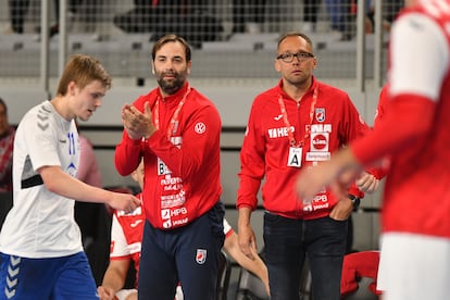 Ivano Balic, a la izquierda, junto al seleccionador croata, Hrvoje Horvat, hace unos meses.