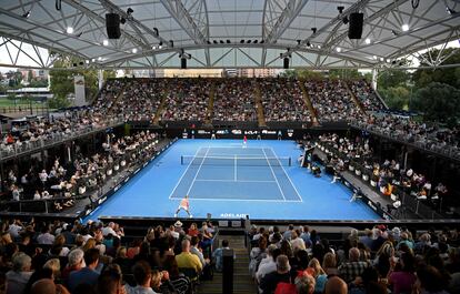 Partido de Rafa Nadal y Dominic Thiem, en el torneo de tenis de Adelaida (Australia), el pasado 29 de enero.