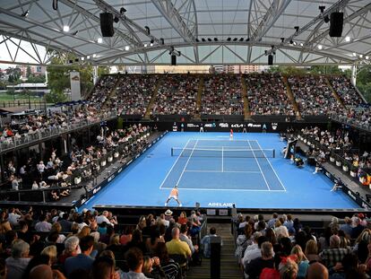 Partido de Rafa Nadal y Dominic Thiem, en el torneo de tenis de Adelaida (Australia), el pasado 29 de enero.