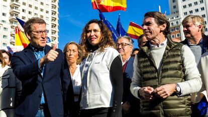 Feijóo, Ayuso y Aznar, el 28 de enero en una manifestación convocada por el PP en Madrid contra la amnistía.