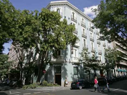 Fachada del hotel High Tech, de la calle de Jorge Juan.