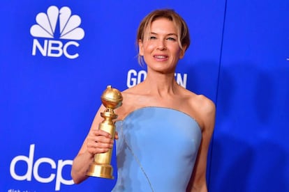 Renée Zellweger, con su Globo de Oro.