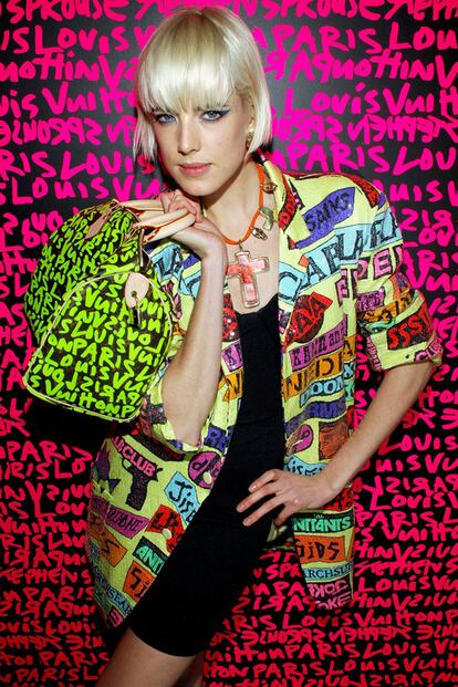 Los estampados graffiteros de Stephen Sprouse para Louis Vuitton. 